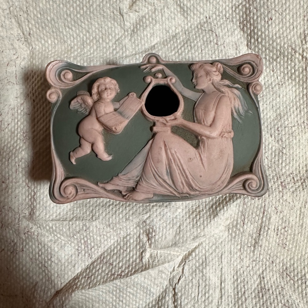 Antique Shafer and Vater trinket box